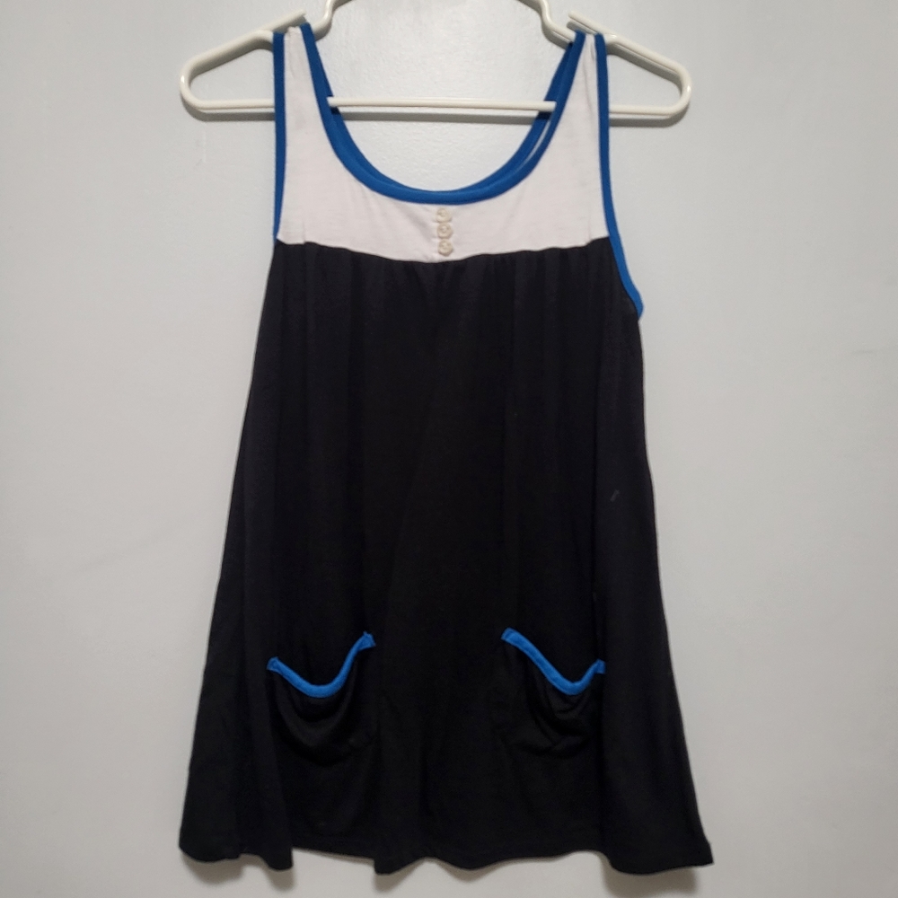 Sleeveless Blouse